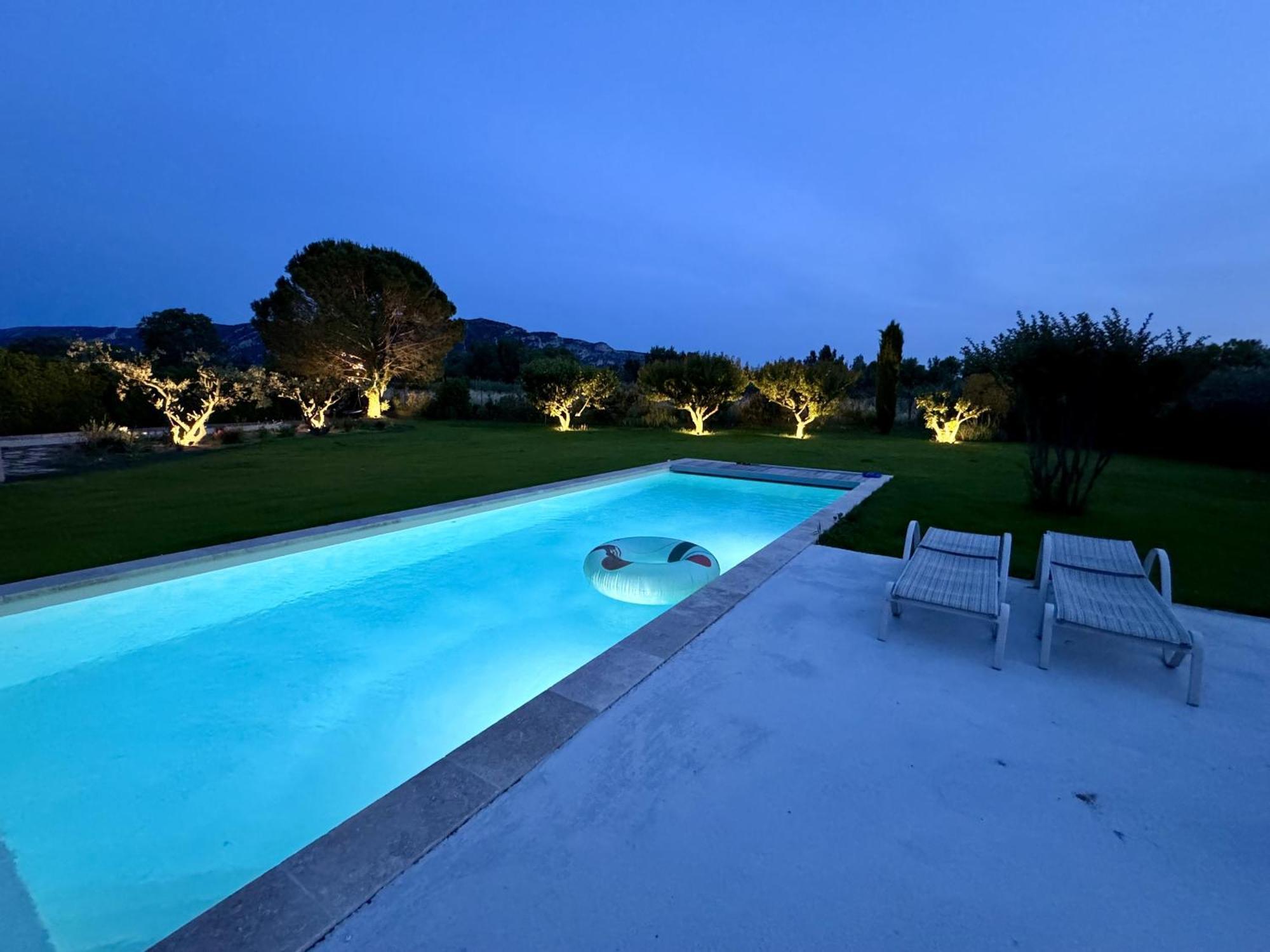 Provencal House With Heated Pool, View Of The Luberon In Robion - Accommodates 12 People. Exteriér fotografie